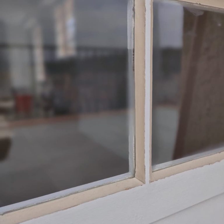 Remplacement de vitre et pose de vitrage à Nice 06 pour construction neuve et rénovation